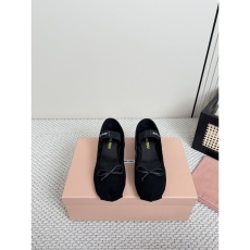 Miu Miu flat shoes